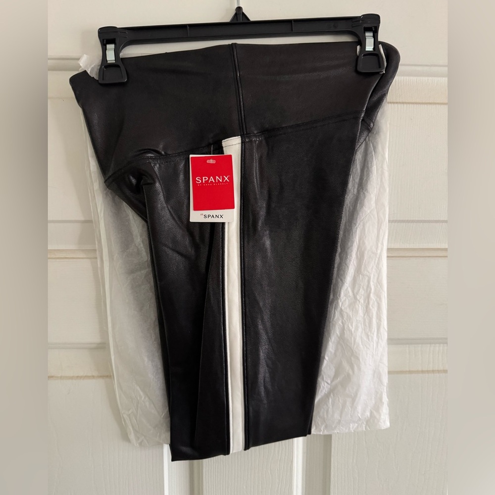 Spanx Faux Leather Leggings NWT